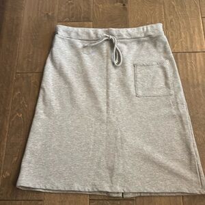 OVI Skirt Lightweight Knit Stretchy Gray with pocket- medium